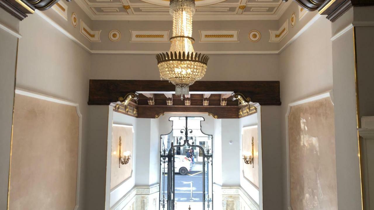 Suites Casa Luben Леон Экстерьер фото